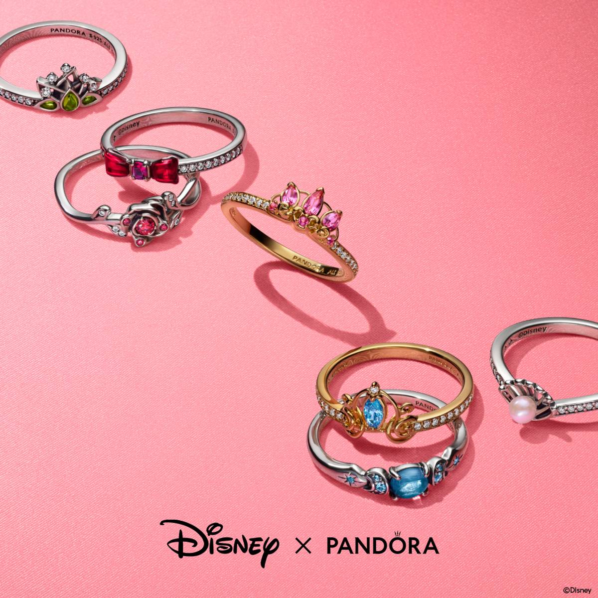 Новенькі прикраси колаборації Disney x Pandora