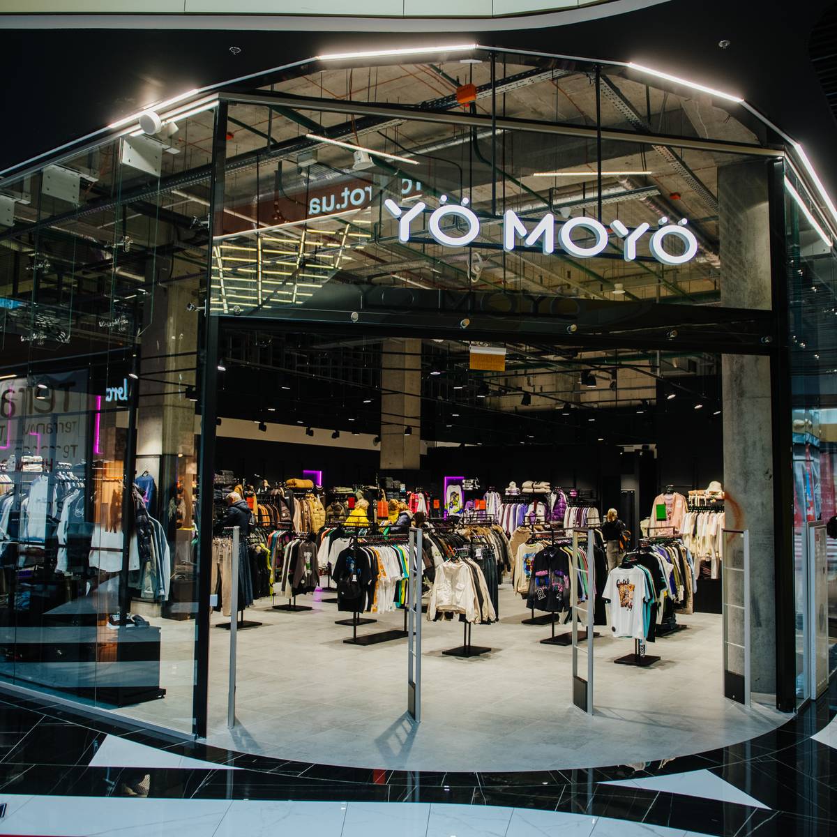 YO MOYO